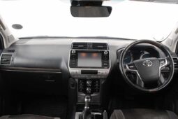 2019 Toyota Land Cruiser Prado 4.0 VX-L For Sale In Nairobi Kenya full