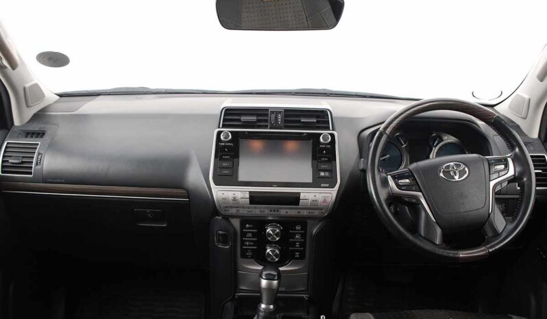 2019 Toyota Land Cruiser Prado 4.0 VX-L For Sale In Nairobi Kenya full