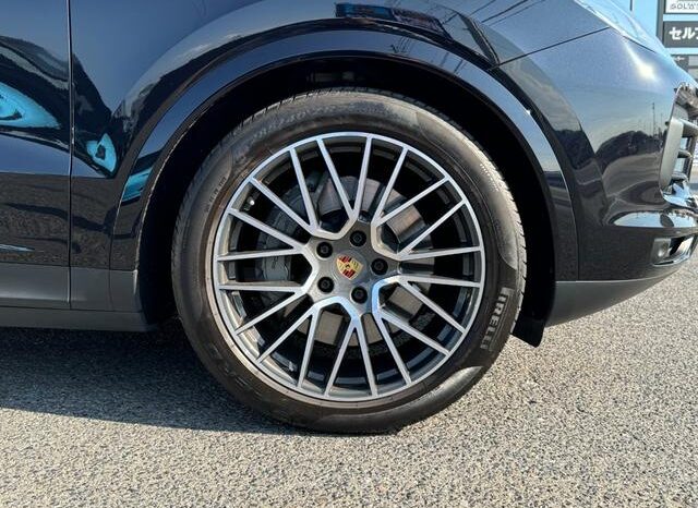 2019 Porsche Cayenne For Sale in Kenya full