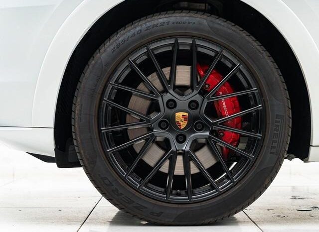 2020 Porsche Cayenne For Sale in Kenya full
