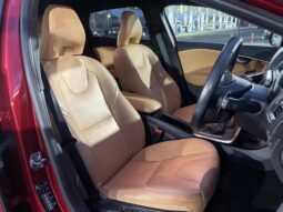 2018 Volvo V40 For Sale in Kenya full