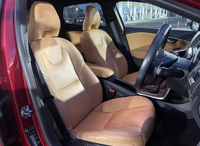 2018 Volvo V40 For Sale in Kenya full
