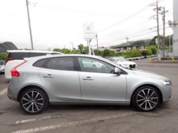 2018 Volvo V40 For Sale in Kenya full