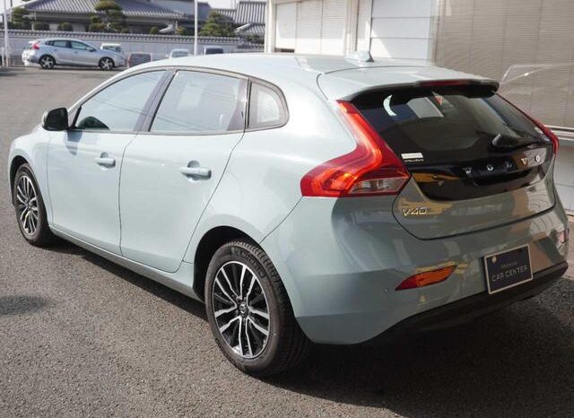 2019 Volvo V40 For Sale in Kenya full
