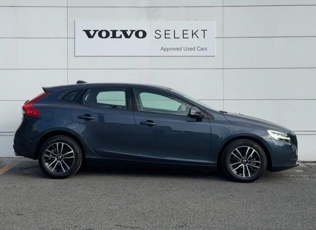 2020 Volvo V40 For Sale in Kenya full