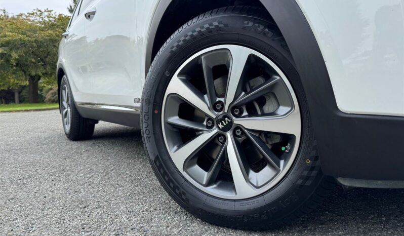 2020 Kia Sorento For Sale in Kenya full