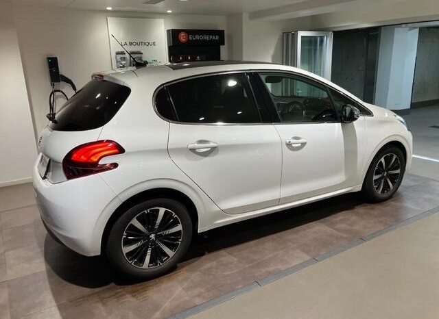 2020 Peugeot 208 For Sale in Kenya full