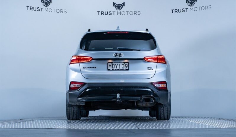 2019 Hyundai Santa Fe For Sale in Kenya full