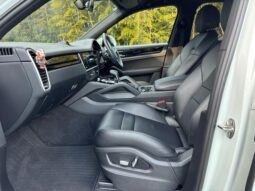2019 Porsche Cayenne For Sale in Kenya full