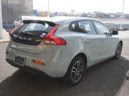 2019 Volvo V40 For Sale in Kenya full