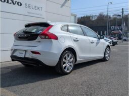 2019 Volvo V40 For Sale in Kenya full