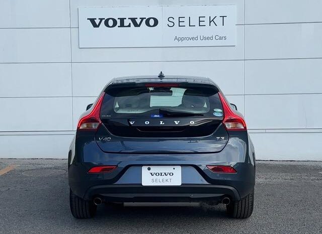 2020 Volvo V40 For Sale in Kenya full