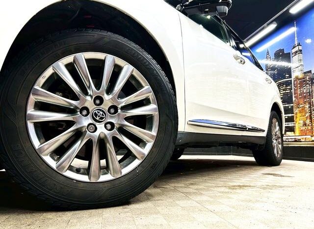 2018 Toyota Harrier For Sale in Kenya full