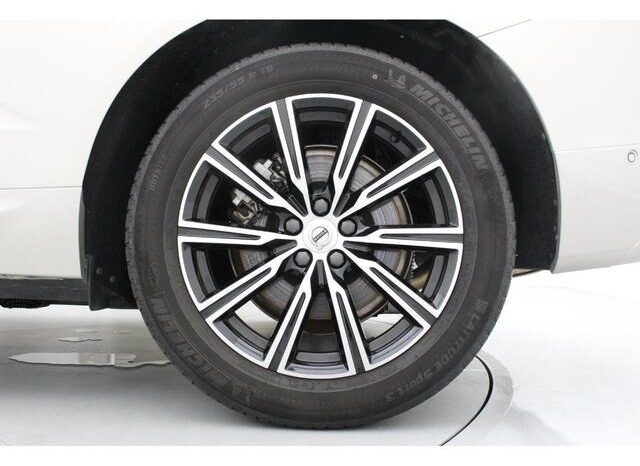 2019 Volvo XC60 For Sale in Kenya full