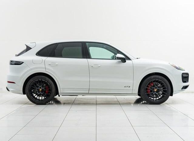 2020 Porsche Cayenne For Sale in Kenya full