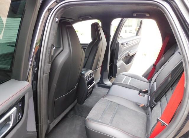 2020 Porsche Cayenne For Sale in Kenya full