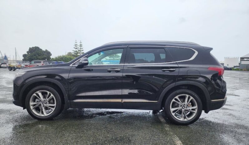 2019 Hyundai Santa Fe For Sale in Kenya full