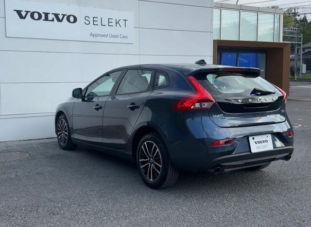 2020 Volvo V40 For Sale in Kenya full