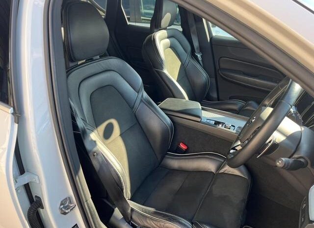 2018 Volvo XC60 For Sale in Kenya full
