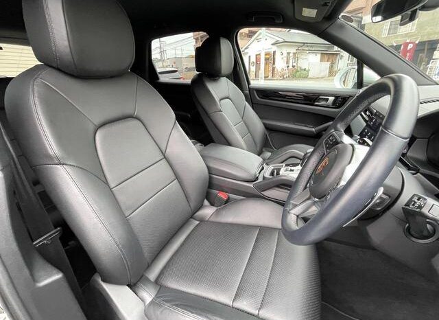2019 Porsche Cayenne For Sale in Kenya full