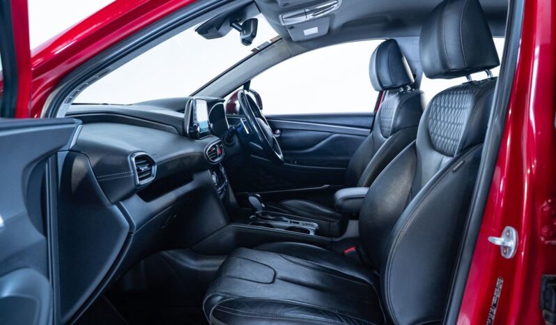 2018 Hyundai Santa Fe For Sale in Kenya full