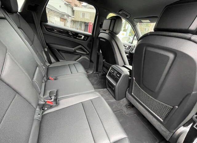 2019 Porsche Cayenne For Sale in Kenya full