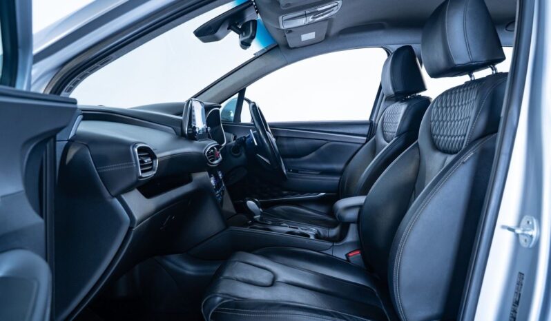 2019 Hyundai Santa Fe For Sale in Kenya full