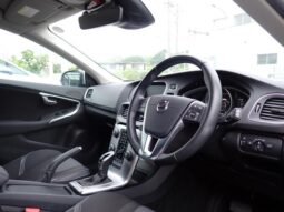 2018 Volvo V40 For Sale in Kenya full