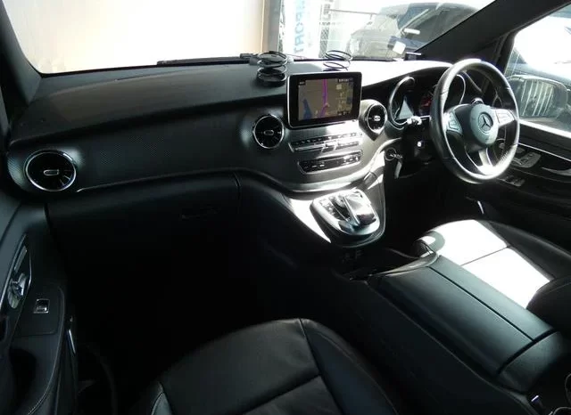 2020 MERCEDES BENZ V-CLASS V260 AVANTGARDE FOR SALE IN KENYA full
