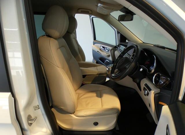 2020 MERCEDES BENZ V-CLASS FOR SALE IN KENYA full