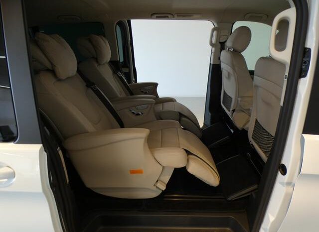 2020 MERCEDES BENZ V-CLASS FOR SALE IN KENYA full
