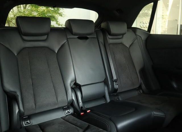 2020 AUDI Q8 55TFSI For Sale In Kenya full