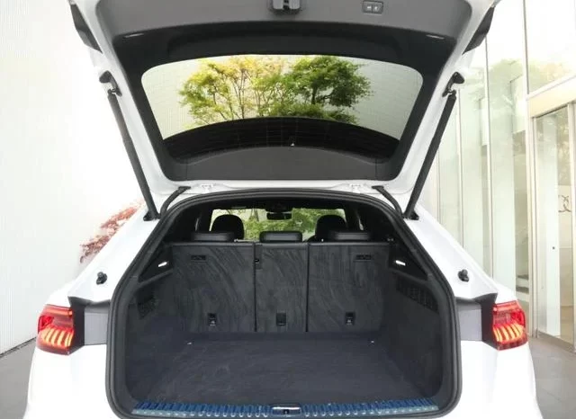 2020 AUDI Q8 55TFSI For Sale In Kenya full
