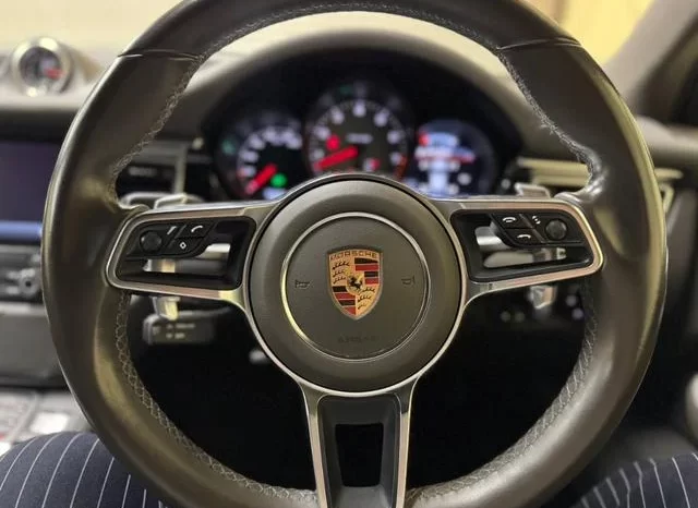 2019 PORSCHE MACAN For Sale In Kenya full