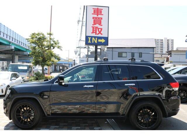Jeep Grand Cherokee 2019 for Sale in Kenya full
