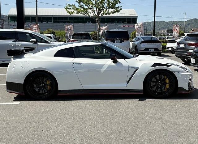 2020 NISSAN GT-R NISMO FOR SALE IN KENYA full