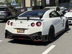 2020 NISSAN GT-R NISMO FOR SALE IN KENYA full