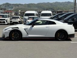 2020 NISSAN GT-R NISMO FOR SALE IN KENYA full