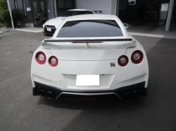 2918 NISSAN GT-R BLACK EDITION FOR SALE IN KENYA full