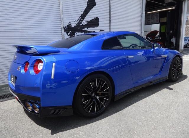 2019 NISSAN GT-R PREMIUM EDITION FOR SALE IN KENYA full