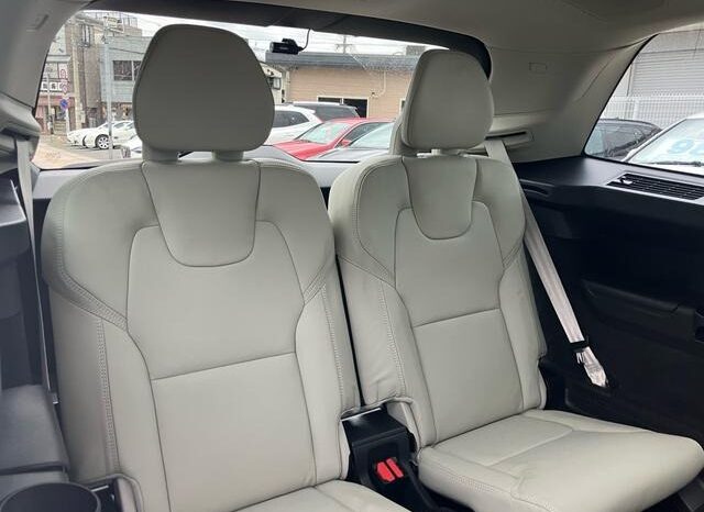 2021 Volvo XC90 For Sale in Kenya full
