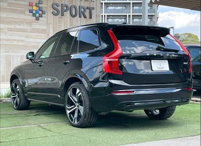 2021 Volvo XC90 For Sale in Kenya full