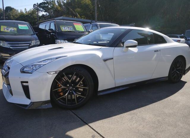 2018 NISSAN GT-R PURE EDITION FOR SALE IN KENYA full