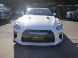 2018 NISSAN GT-R PURE EDITION FOR SALE IN KENYA full
