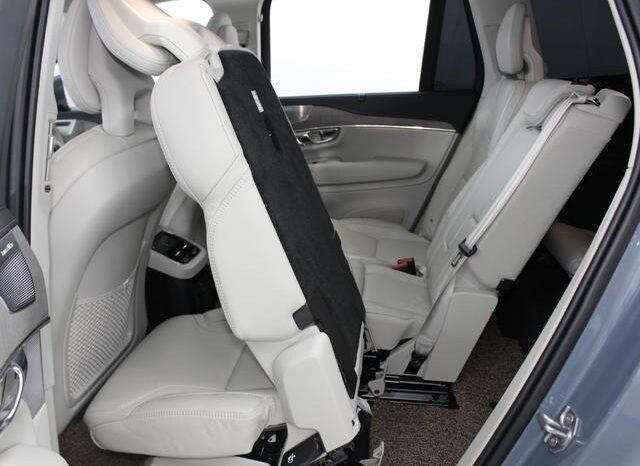 2021 Volvo XC90 For Sale in Kenya full