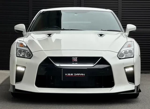 NISSAN GT-R PREMIUM EDITION 2019 FOR SALE IN KENYA full