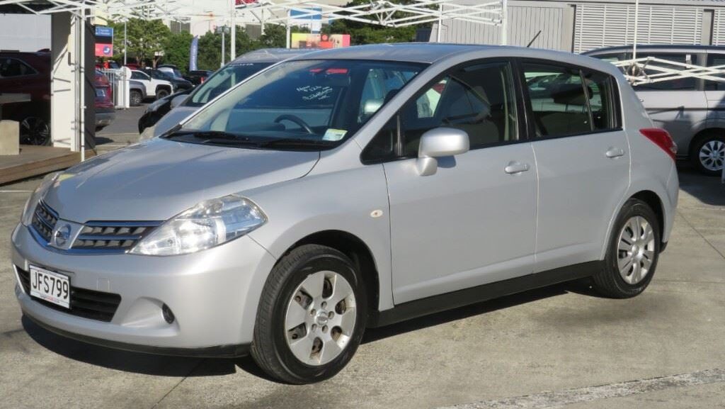 Nissan Tiida