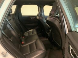 2020 Volvo XC60 D4 Momentum full