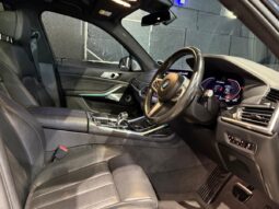 2019 BMW X7 For Sale in Kenya full