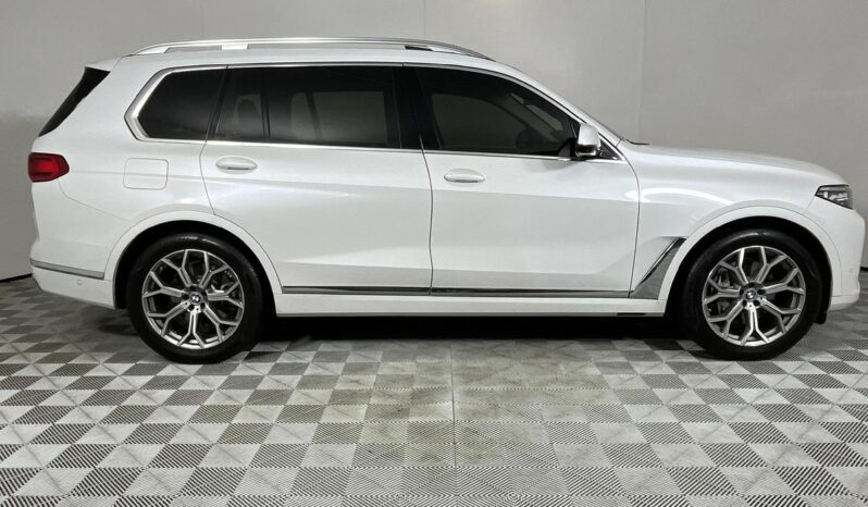 2019 BMW X7 For Sale in Kenya full